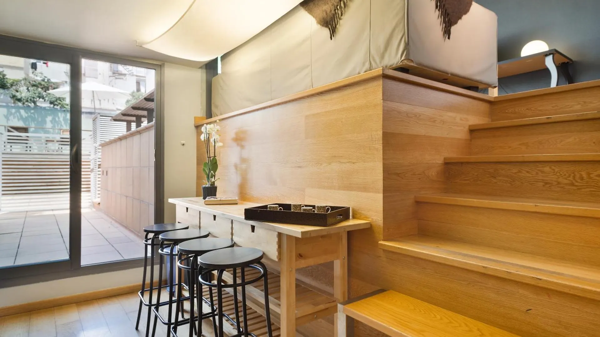 My Space Emirates - Bright Apartment In Gracia With Shared Pool Барселона 0*,  Испания