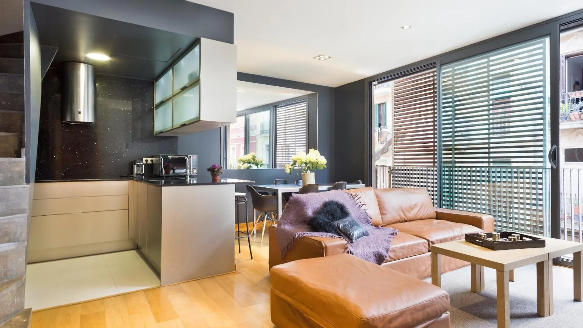 My Space Emirates - Bright Apartment In Gracia With Shared Pool Барселона Испания