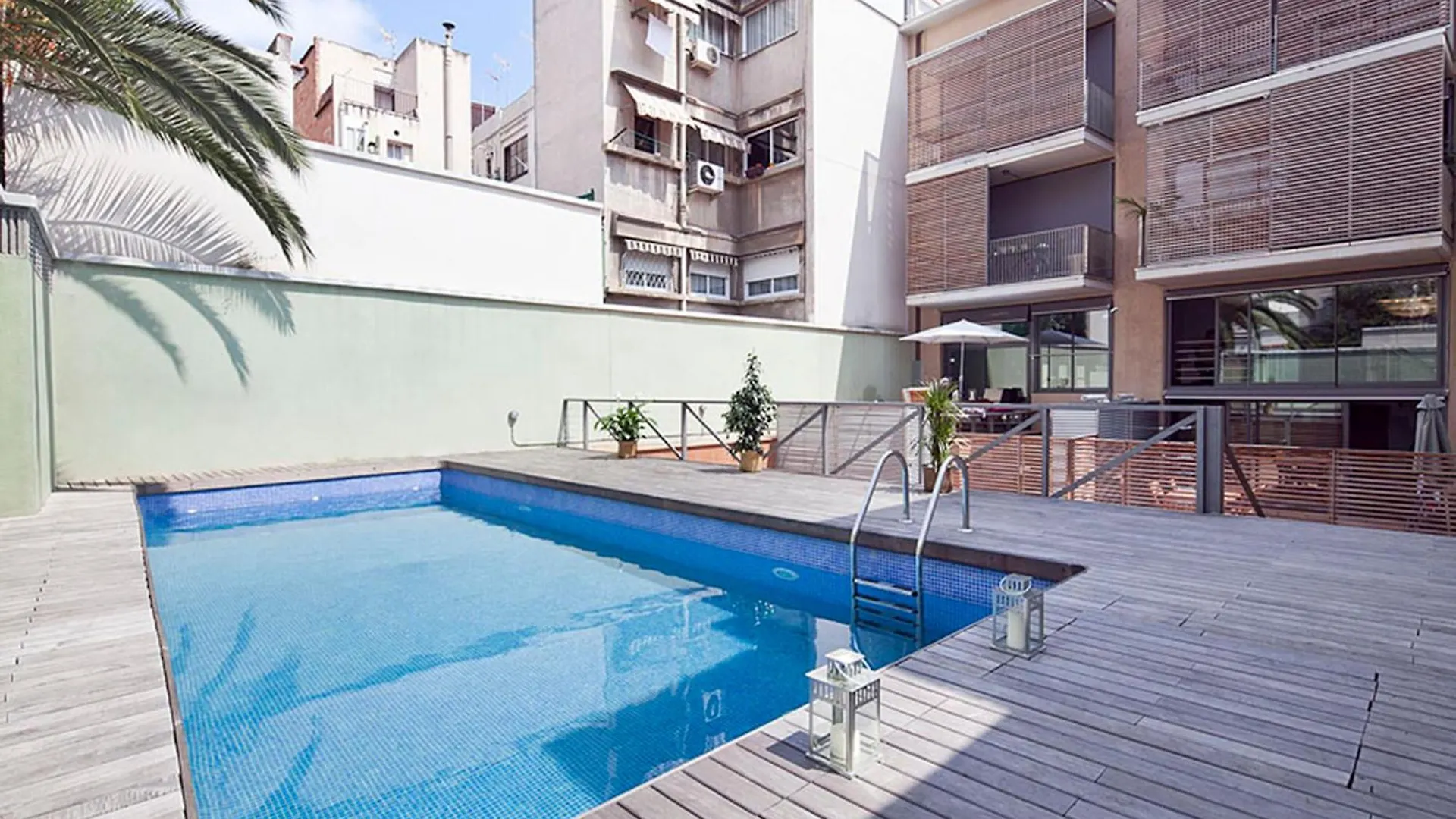 My Space Emirates - Bright Apartment In Gracia With Shared Pool Барселона
