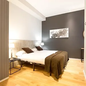 Rent Rambla Catalunya דירה